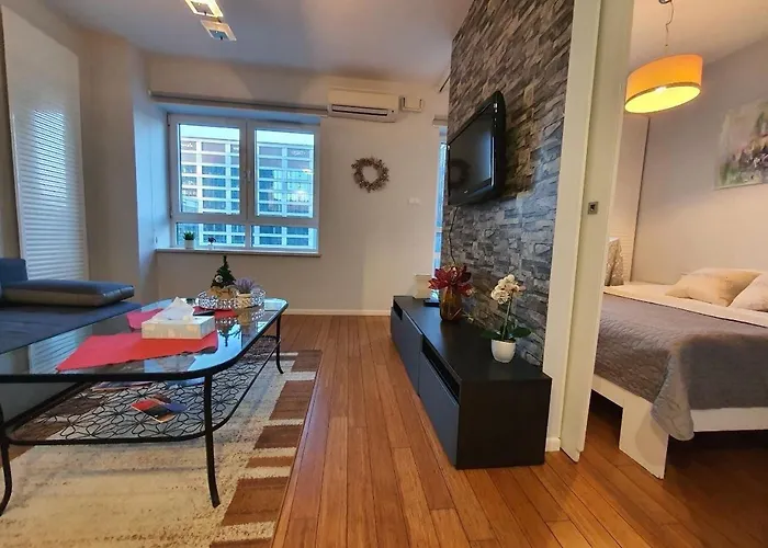 Platinum Towers Cityrent Parking * Warszawa